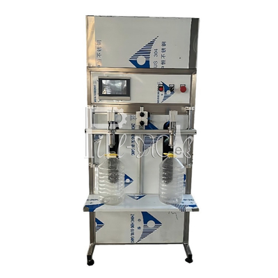 Riempitrice di bottiglie liquide lineari semi automatiche Olio essenziale di acqua minerale fornitore