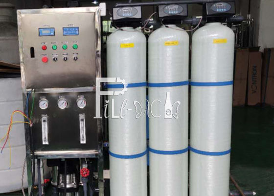FRP pre filtra la macchina di trattamento delle acque di osmosi inversa 500LPH fornitore