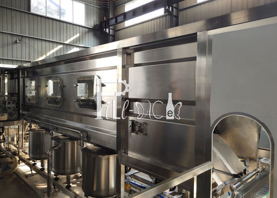 macchina di rifornimento pura dell'acqua di 1000BPH Monoblock fornitore