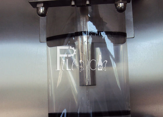Macchina di rifornimento pneumatica dell'acqua della bustina di 2200 sacchetti/ora fornitore