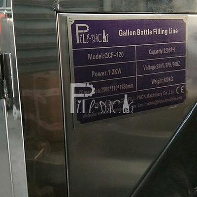 SUS d'alimentazione di sollevamento 304 dell'auto linea di riempimento di gallone di 120 BPH fornitore