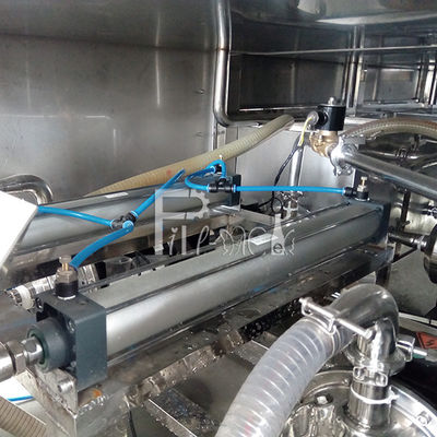 Pianta acquatica di gallone di 3400*1000*1750 SUS304 18.9L 300 BPH fornitore