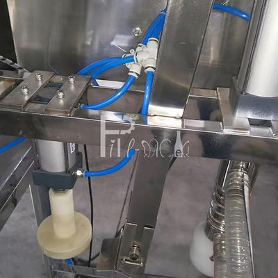 Macchina di rifornimento di carico automatica del barilotto dello SpA della singola testa di decapsulatura fornitore