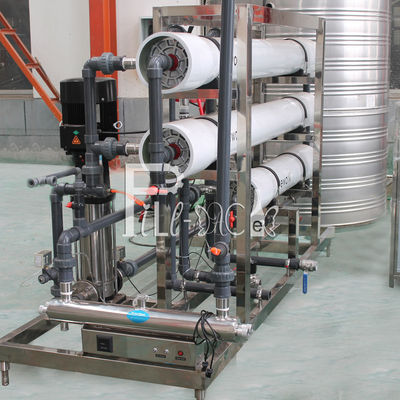 Valvola automatica di operazione Sus304 che beve la macchina di trattamento delle acque del Ro 4000lph fornitore