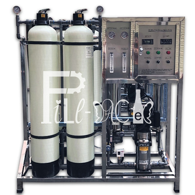 Sistema bevente puro della macchina dell'attrezzatura di purificazione di osmosi inversa di trattamento dell'acqua minerale 500-2000LPH fornitore