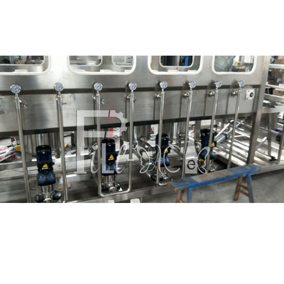 Acqua pura in bottiglia automatica della macchina di rifornimento di gallone 450BPH che lava coperchiamento di riempimento fornitore