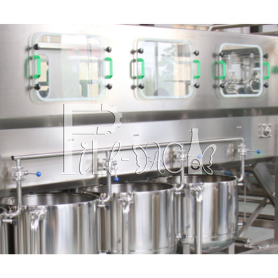 Linea di riempimento imbottigliante di gallone 600BPH del barilotto automatico dell'acqua minerale fornitore