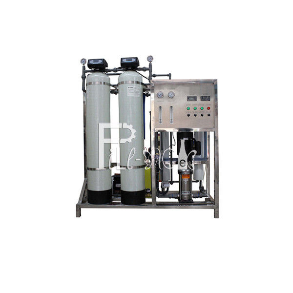 FRP pre filtra la macchina di trattamento delle acque di osmosi inversa 500LPH fornitore