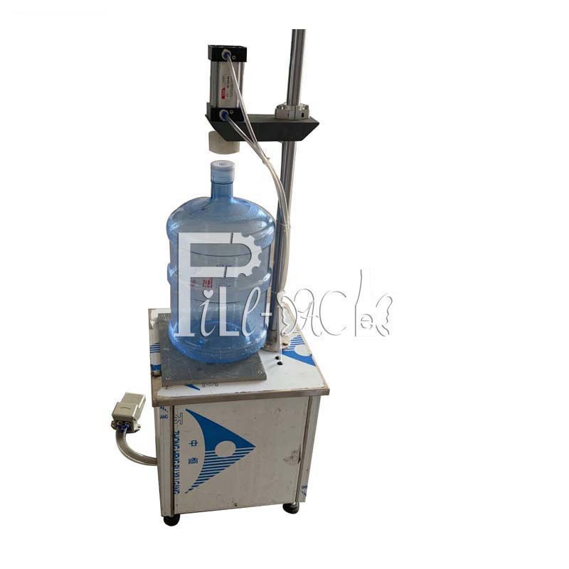 Tappatrice automatica della bottiglia dell'animale domestico del manuale del Plc 450mm di gallone fornitore