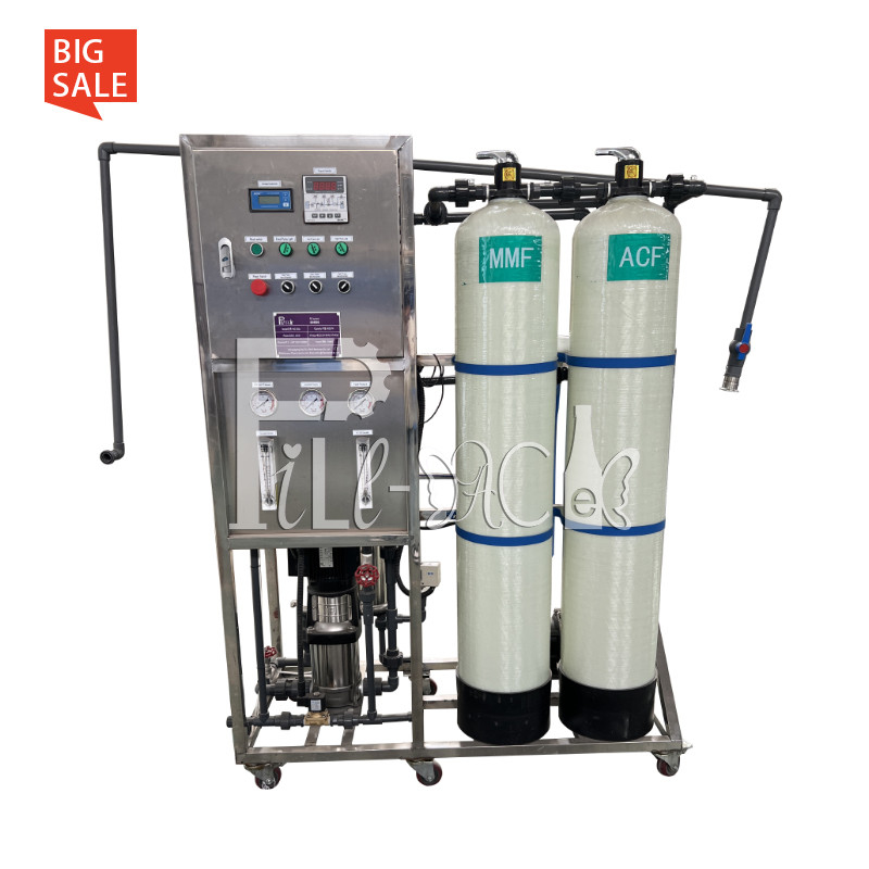 Sistema bevente puro della macchina dell'attrezzatura di purificazione di osmosi inversa di trattamento dell'acqua minerale 500-2000LPH fornitore